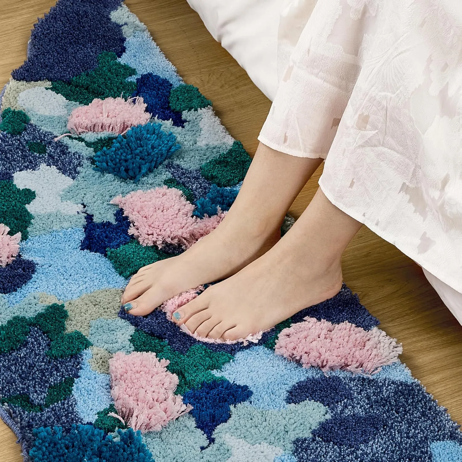 3D Stereo Flower Irregular Shaped Blue Bathroom Rug,Absorbent Tufted Soft Shaggy Rugs,20''X59''Non Slip Washable Moss Bath mat for Bedroom Kitchen Door Mat Decor(Blue)