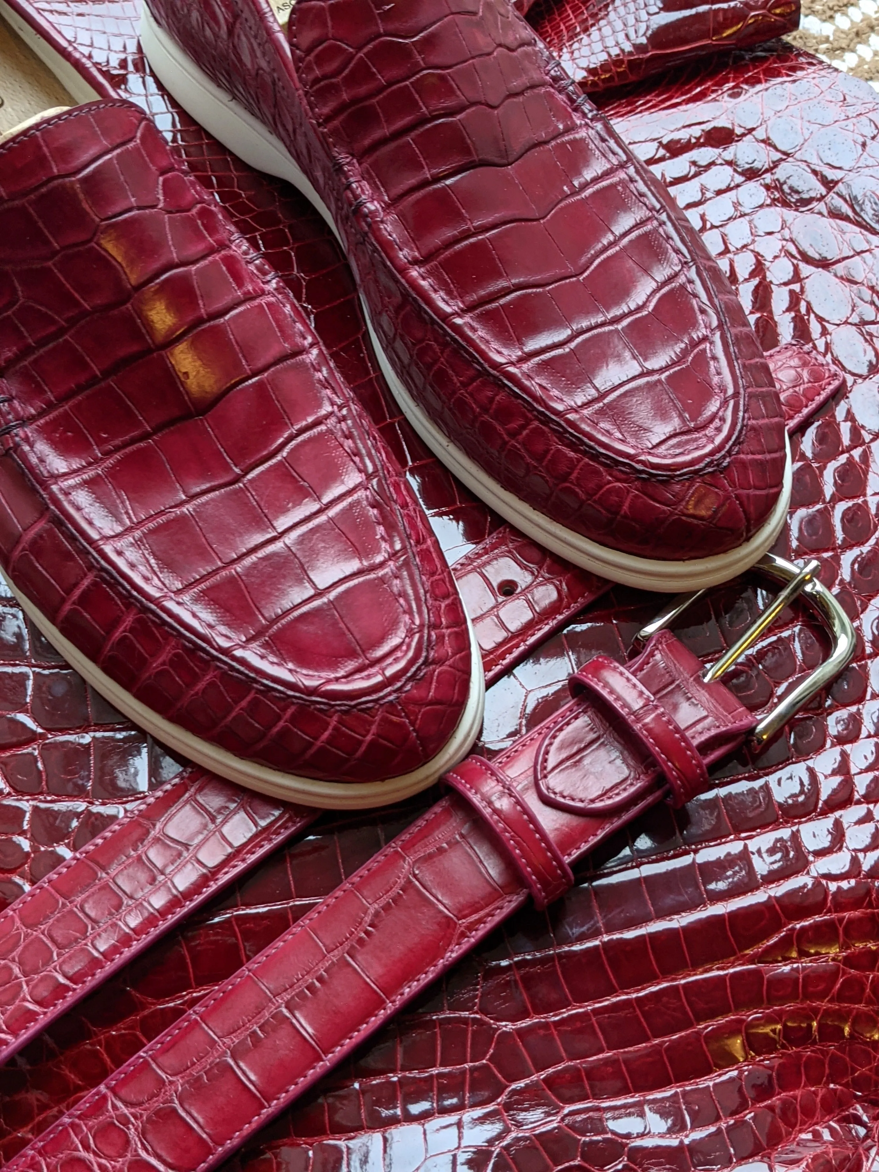 Ascot Cannes - Burgundy Crocodile