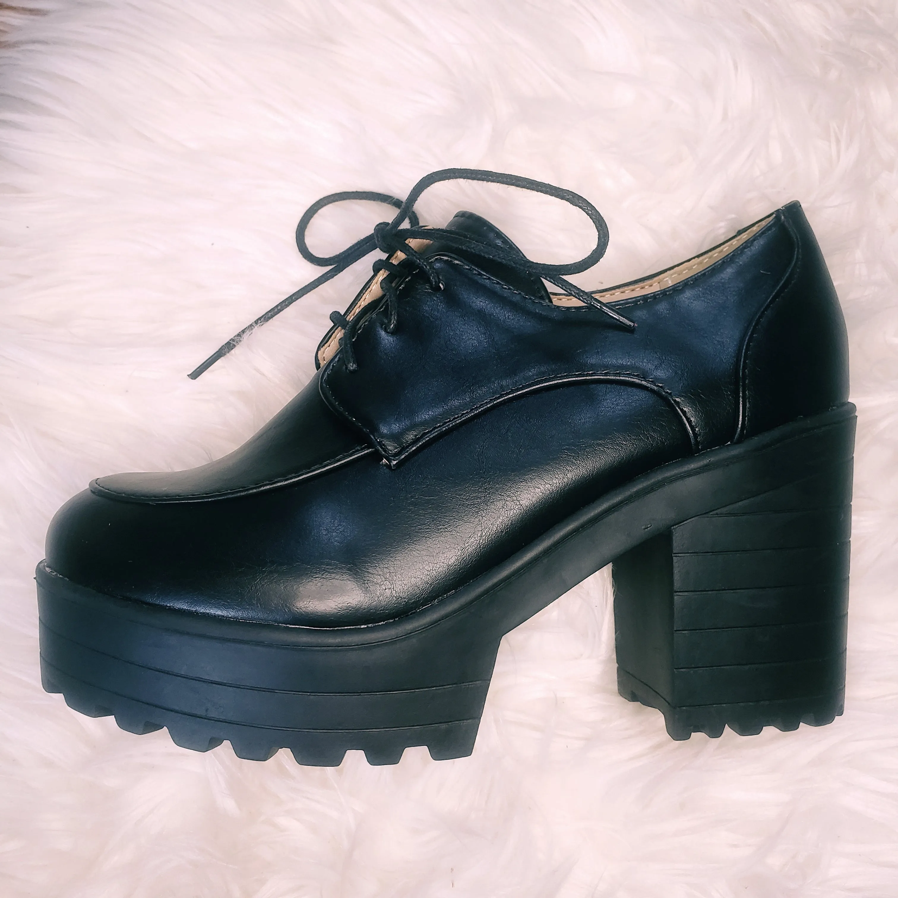 Black Lace up Platform Oxford Heels