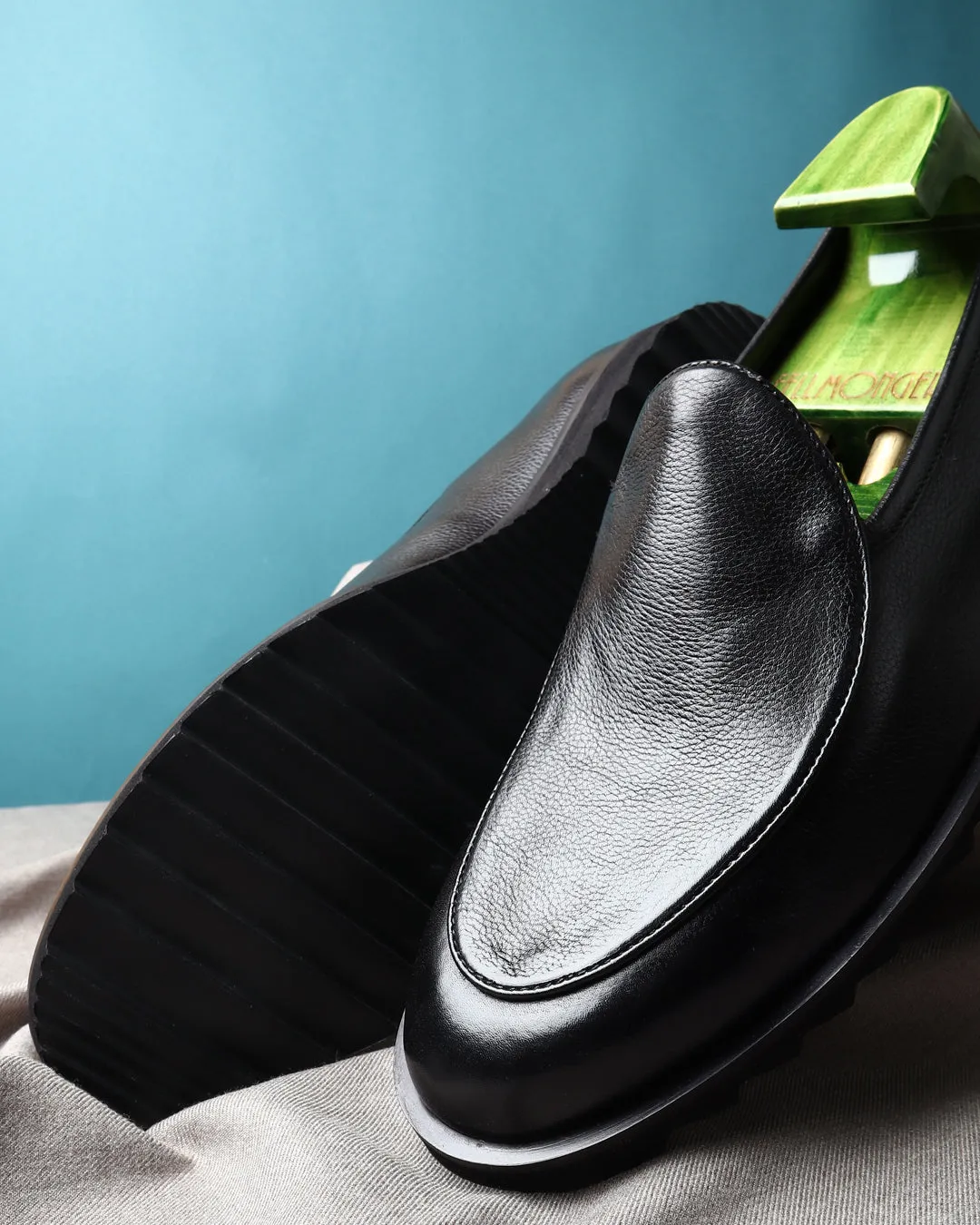 Black Milled Belgian Flex Extralight Tooth Sole Loafer