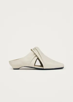 Blau Cream Leather Mules