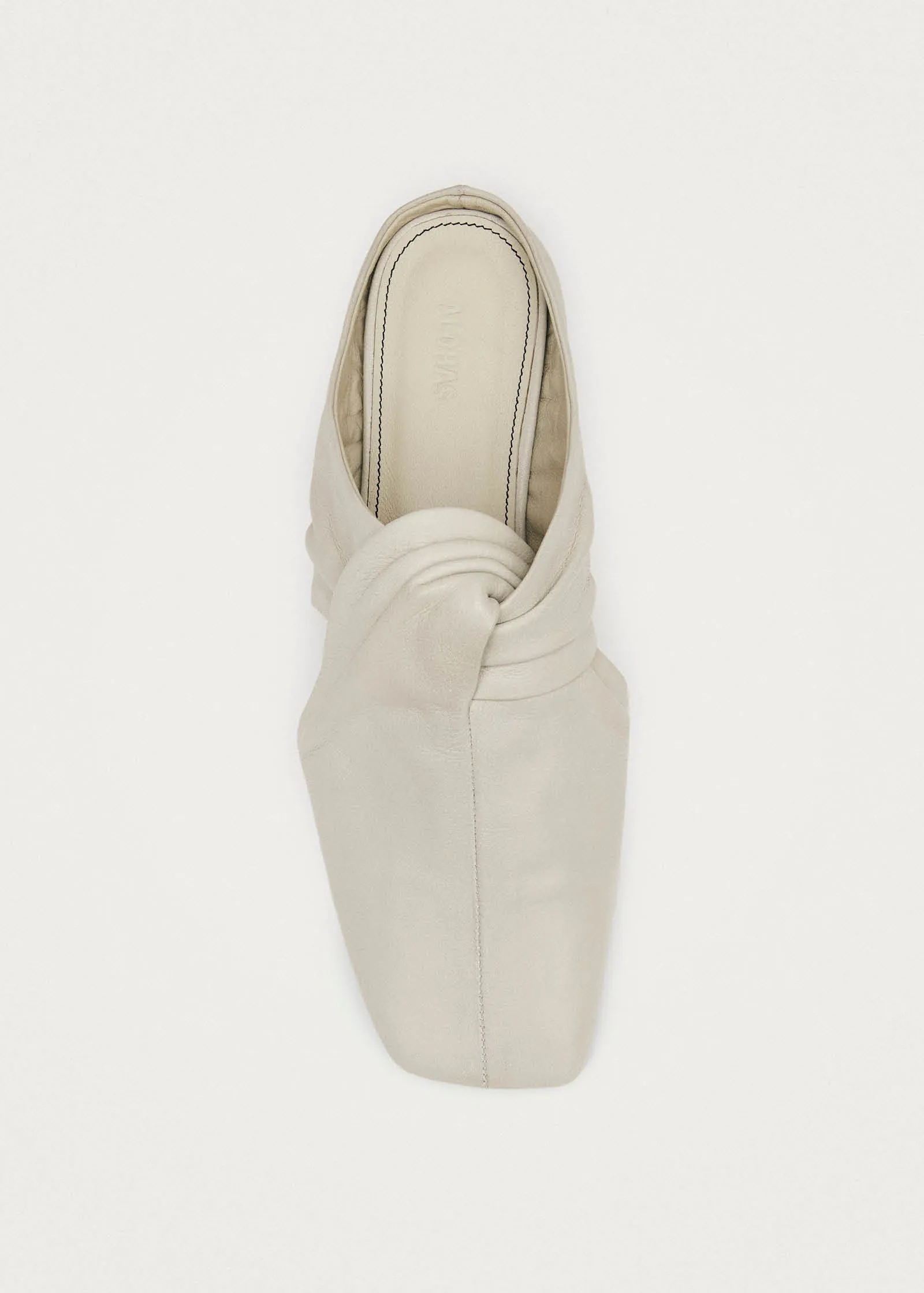 Blau Cream Leather Mules