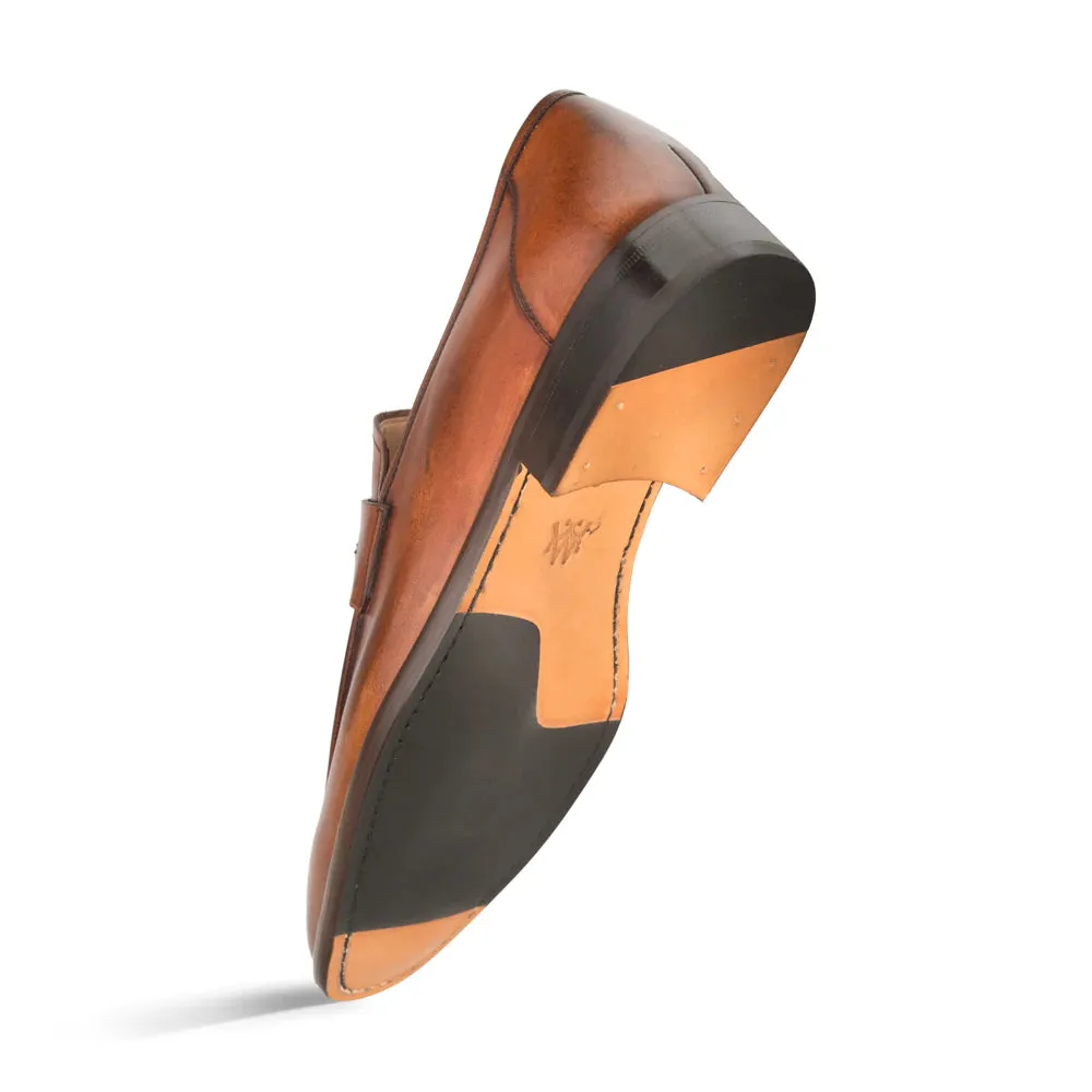 CALFSKIN PENNY LOAFER Style #: E20243 I Mezlan