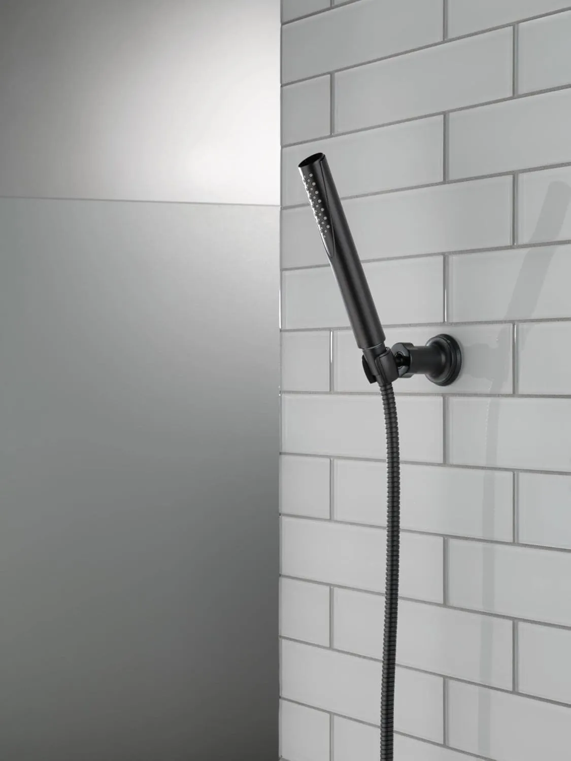 Delta Faucet Trinsic Single Spray Wall-Mount Hand Shower, Hand Held Shower with Hose, Gold Handheld Shower Head, Slide Bar Hand Shower, Handheld Shower, Champagne Bronze 55085-CZ