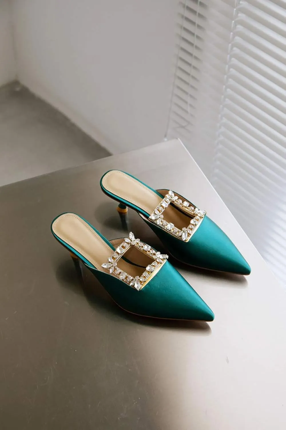 Divanne Heeled Mules for Women, Diamond Kitten Heels Mules Slides Pointed Toe Backless Slingback Pumps Crystal Dress Sandals