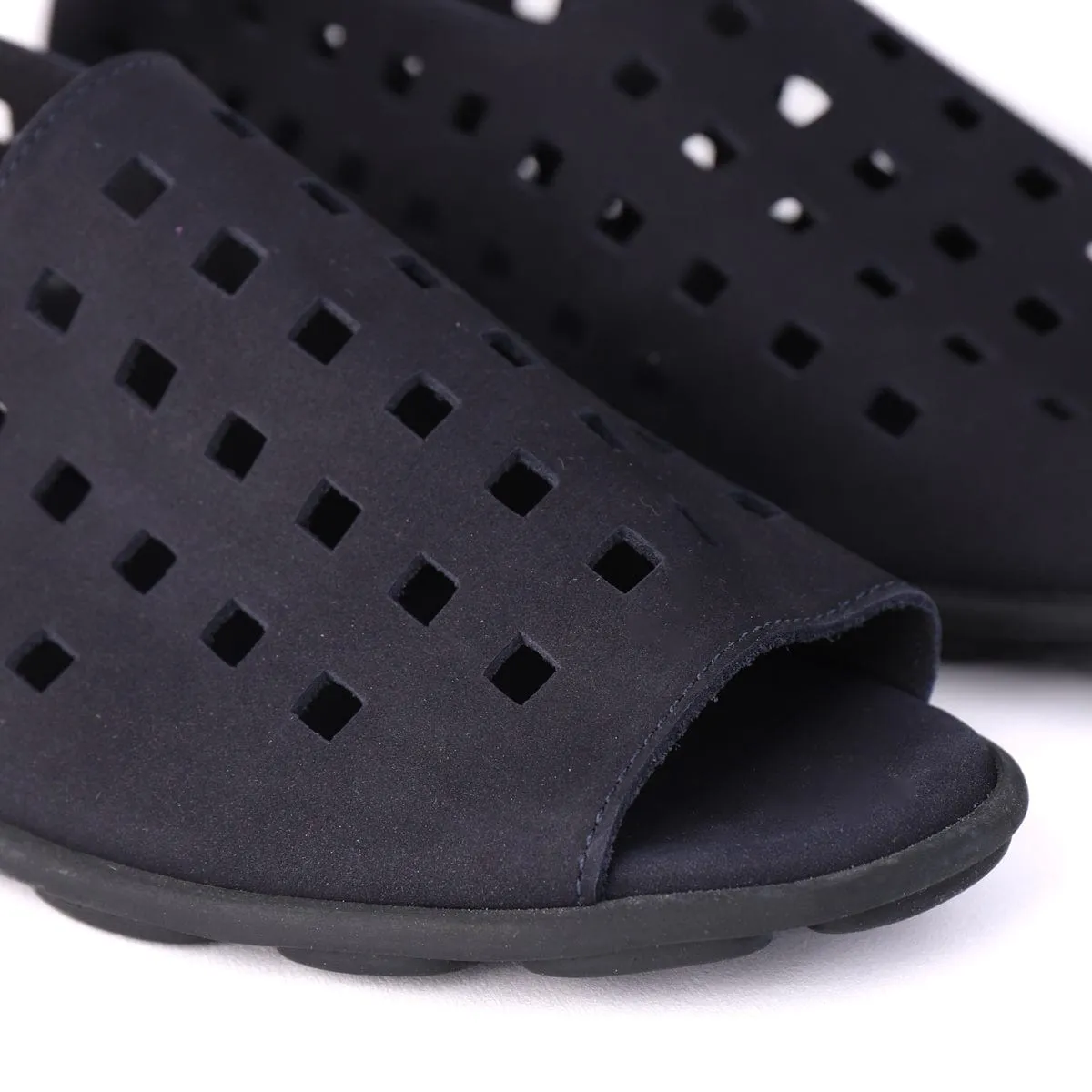 DRICK Navy Nubuck