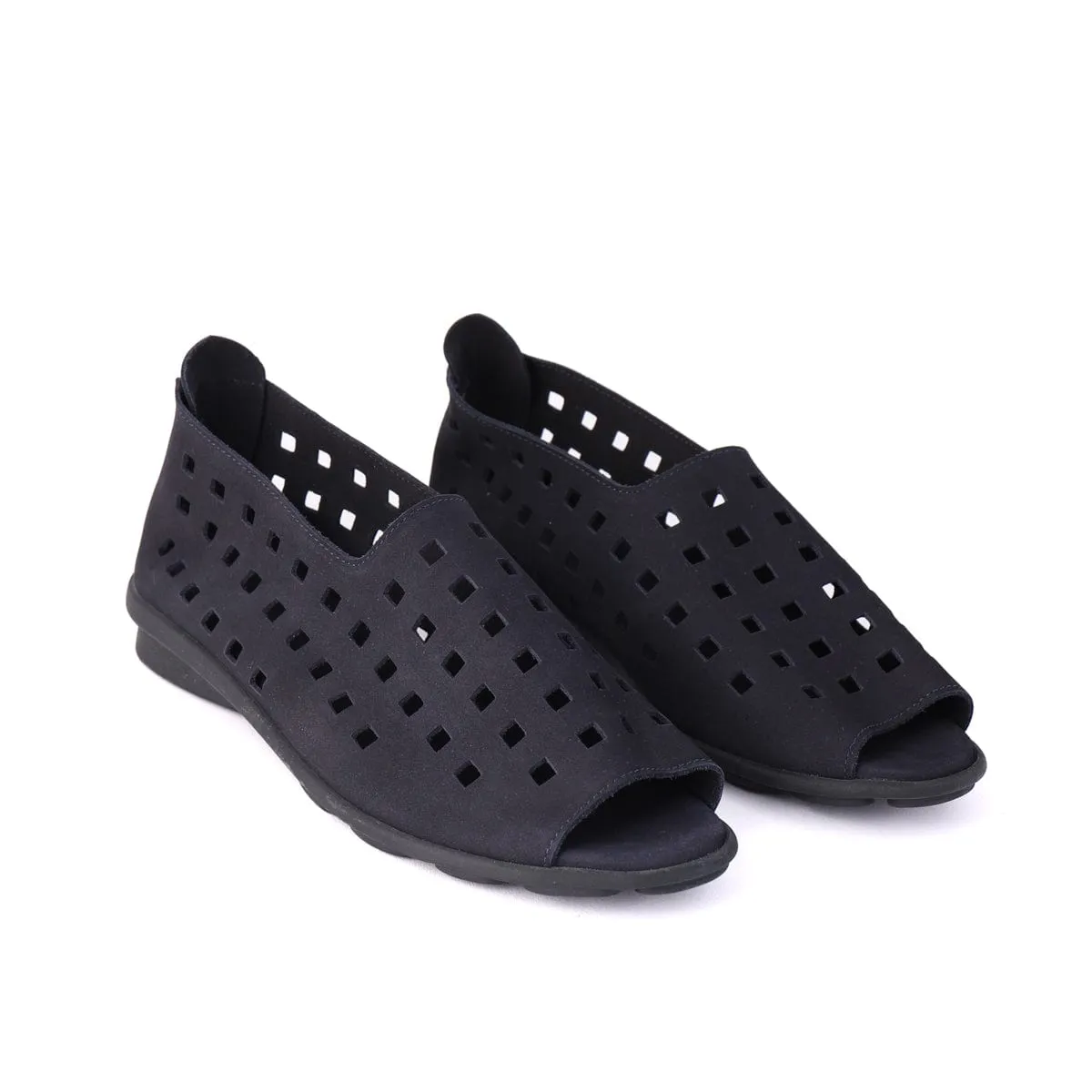 DRICK Navy Nubuck