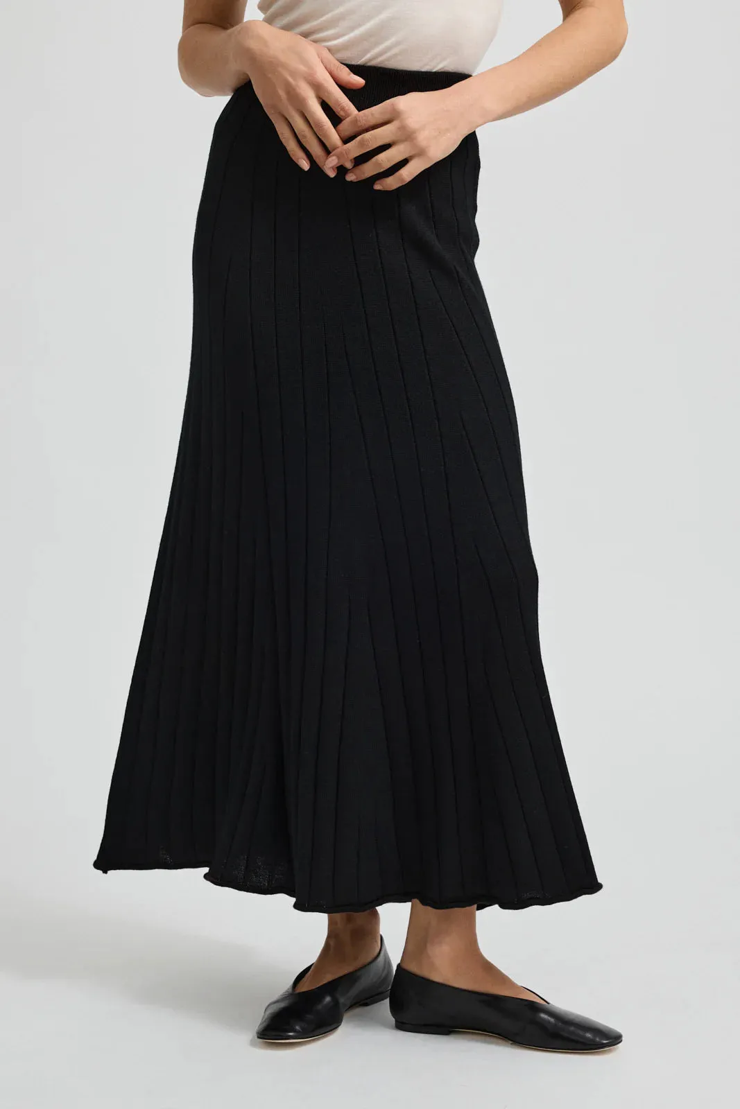 Fine Rib Skirt: Black