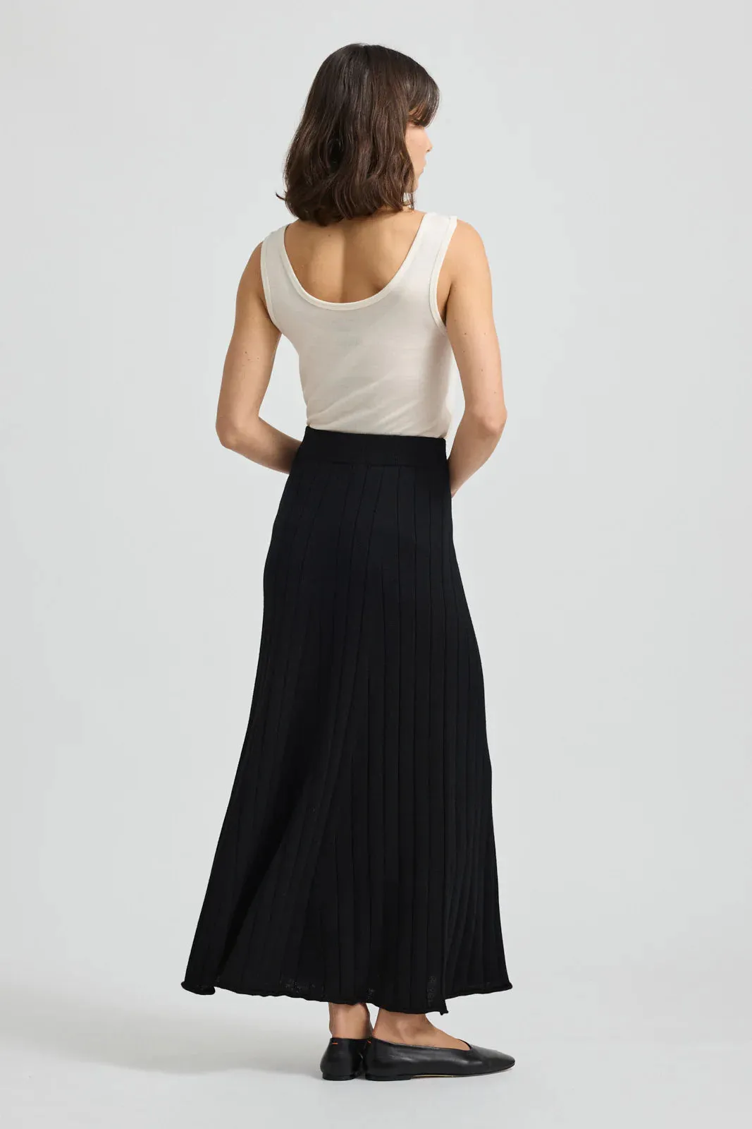 Fine Rib Skirt: Black