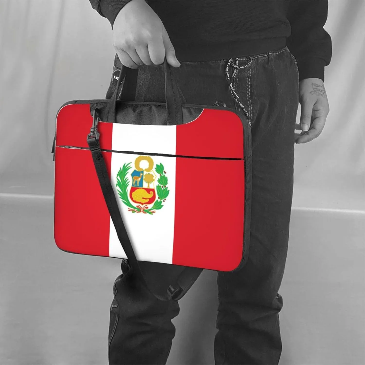 Flag of Peru Print Practical Laptop Case Laptop Bag - Stylish Messenger Bag & Laptop Shoulder Bag