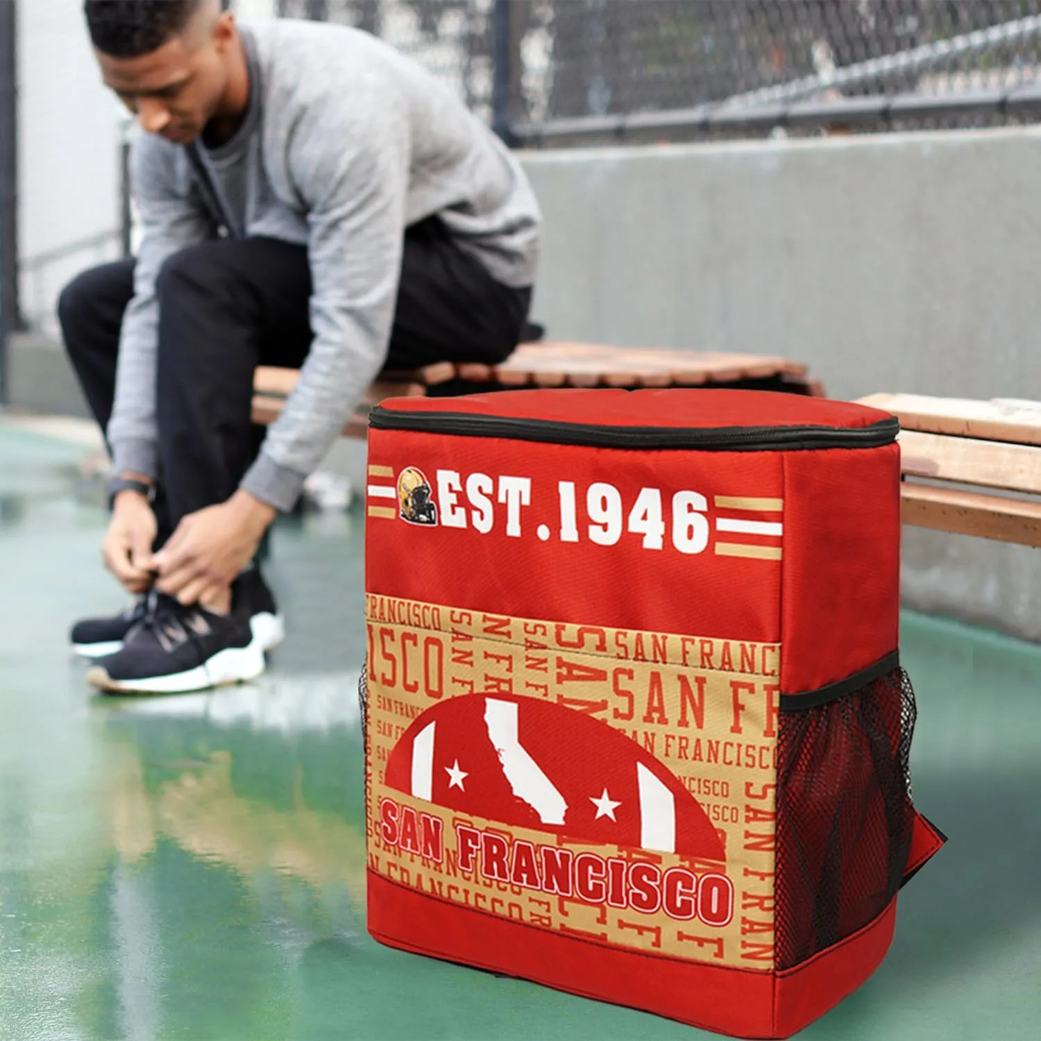 Football Fan Backpack Coolers for Men 30 Can Beer Cooler Bag Insulated Large Picnic Portable Leakproof Travel Cooler Bag