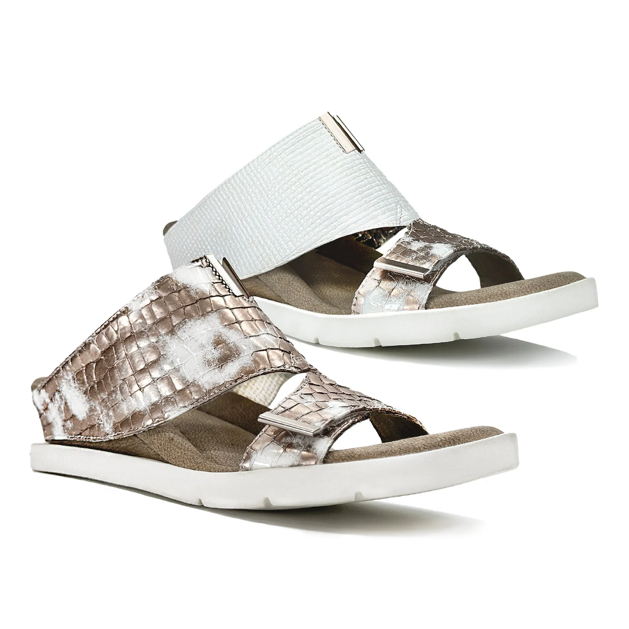 Kleo 5 - White-Rose flips to White