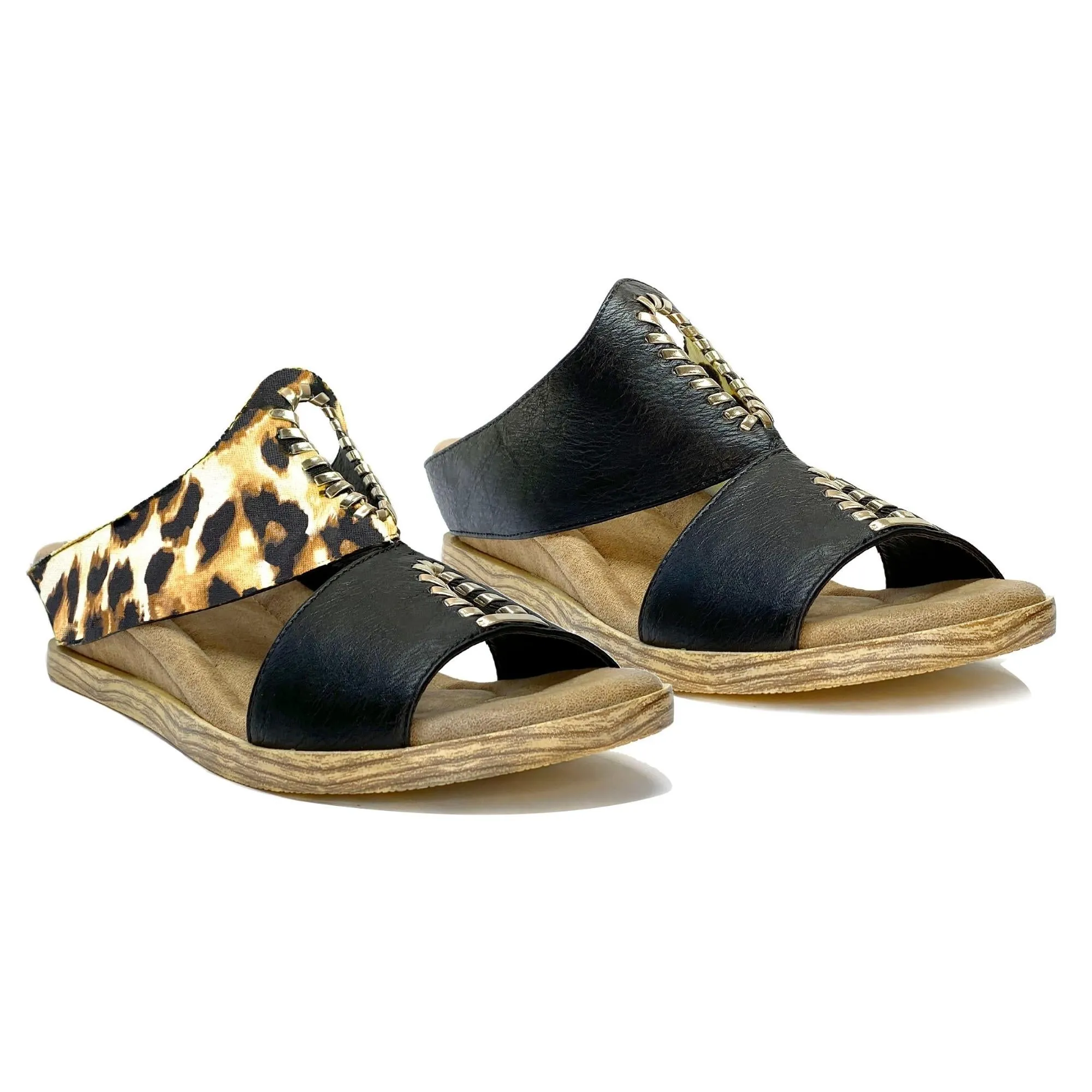 Lada - Leopard print flips to Black