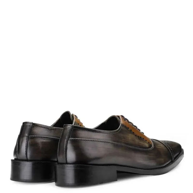 Medallion Captoe Leather Oxford Shoes