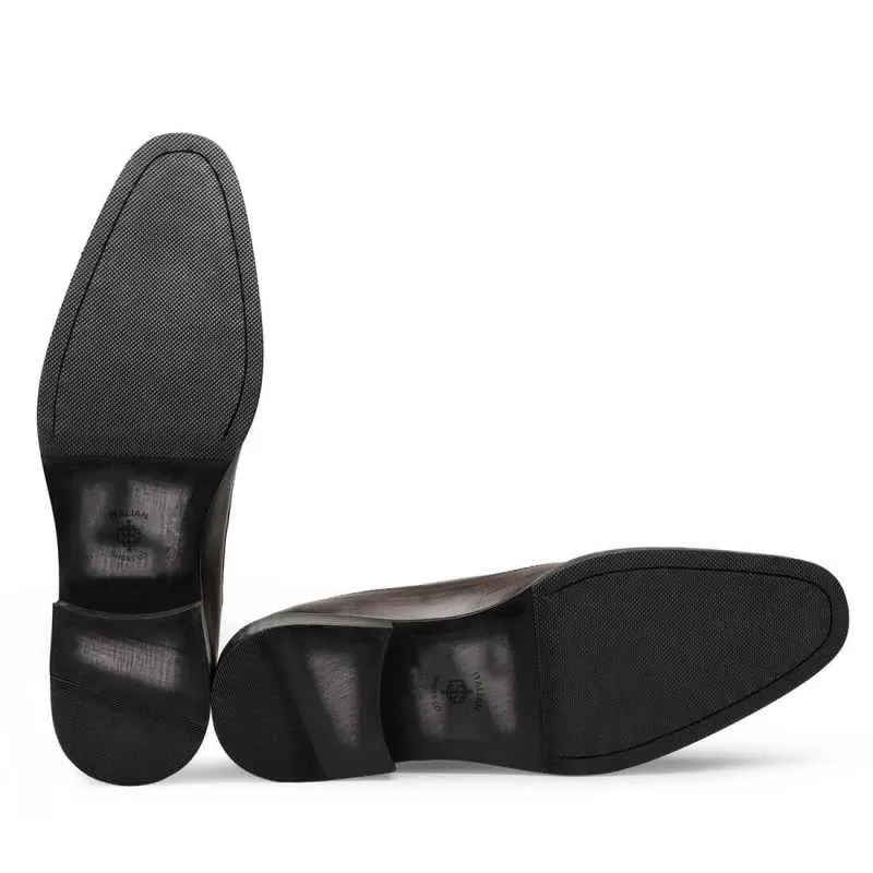 Medallion Captoe Leather Oxford Shoes