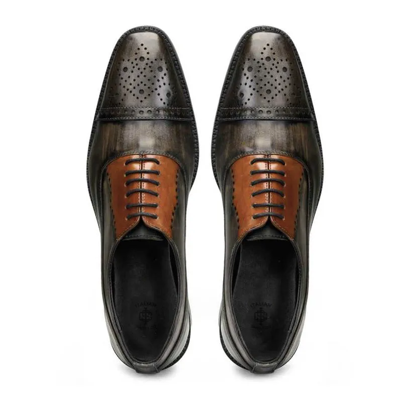 Medallion Captoe Leather Oxford Shoes