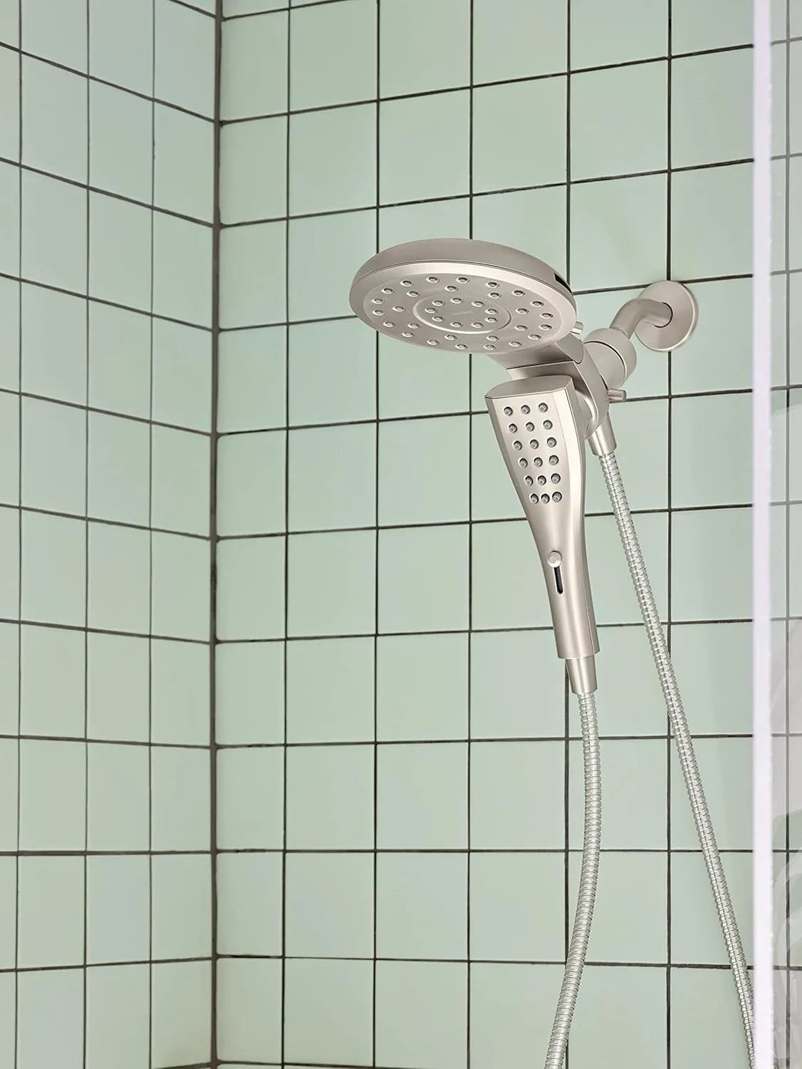 Moen Verso Rain Showerhead and Handshower Combination with Infiniti Dial and Magnetix Docking, 60" Hose, Spot Resist Brushed Nickel, 220C2EPSRN
