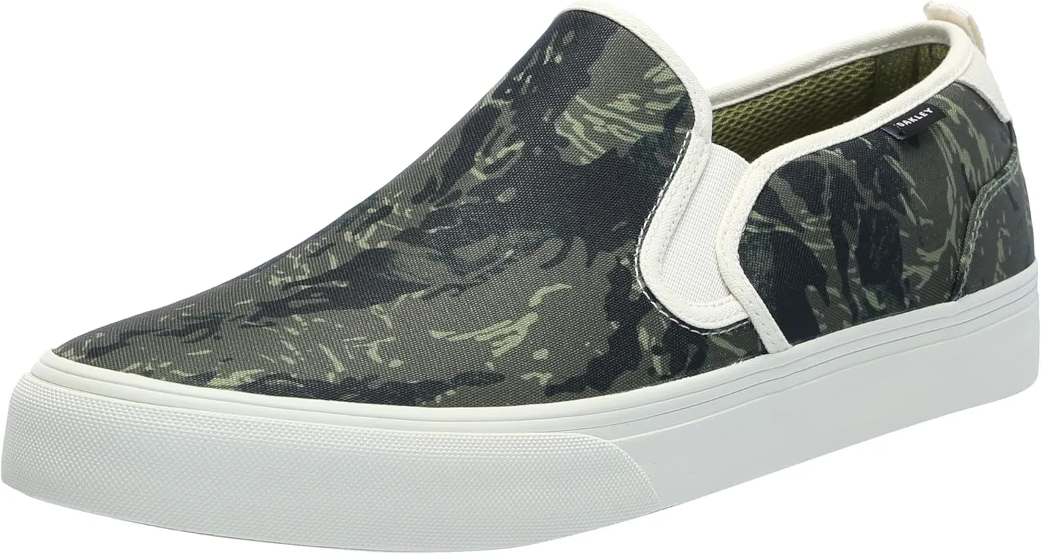 Oakley Men's Banks Slip-on Canvas Sneaker