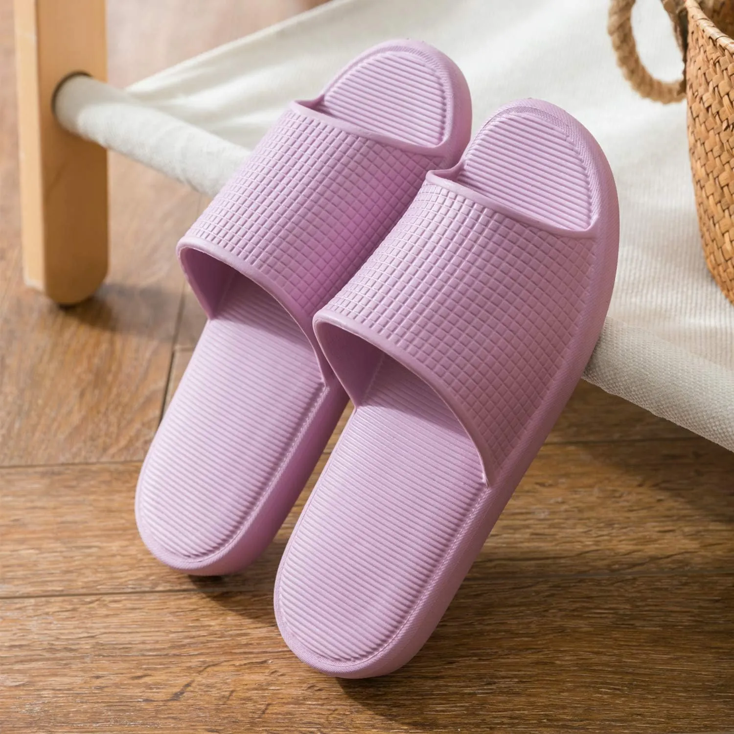 ofoot Stylish and Cozy Women's Comfort Indoor and Outdoor Casual Slide Sandals Non-Slip Shower Slippers - Unisex Soft Flip Flops