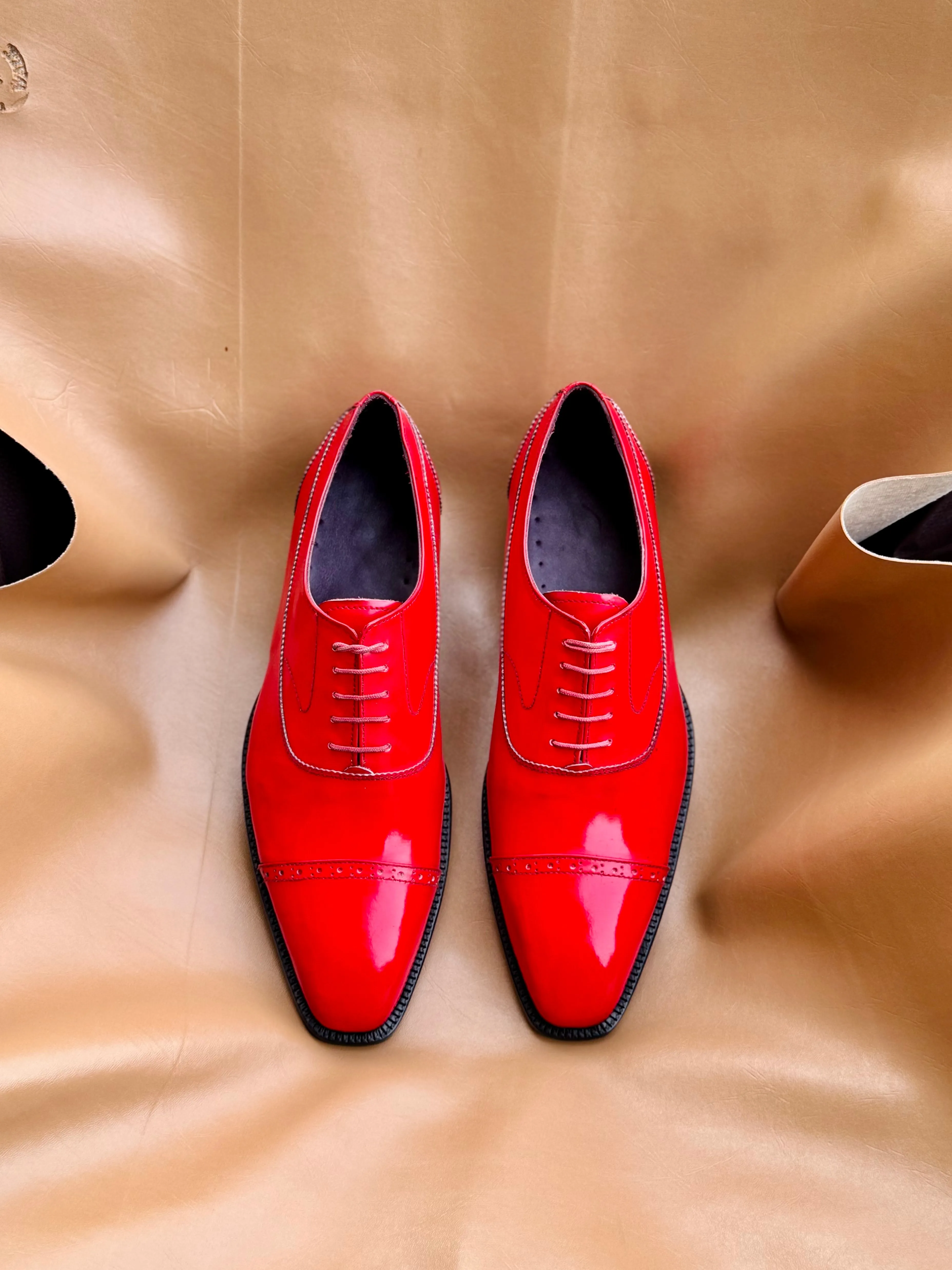 Red oxford