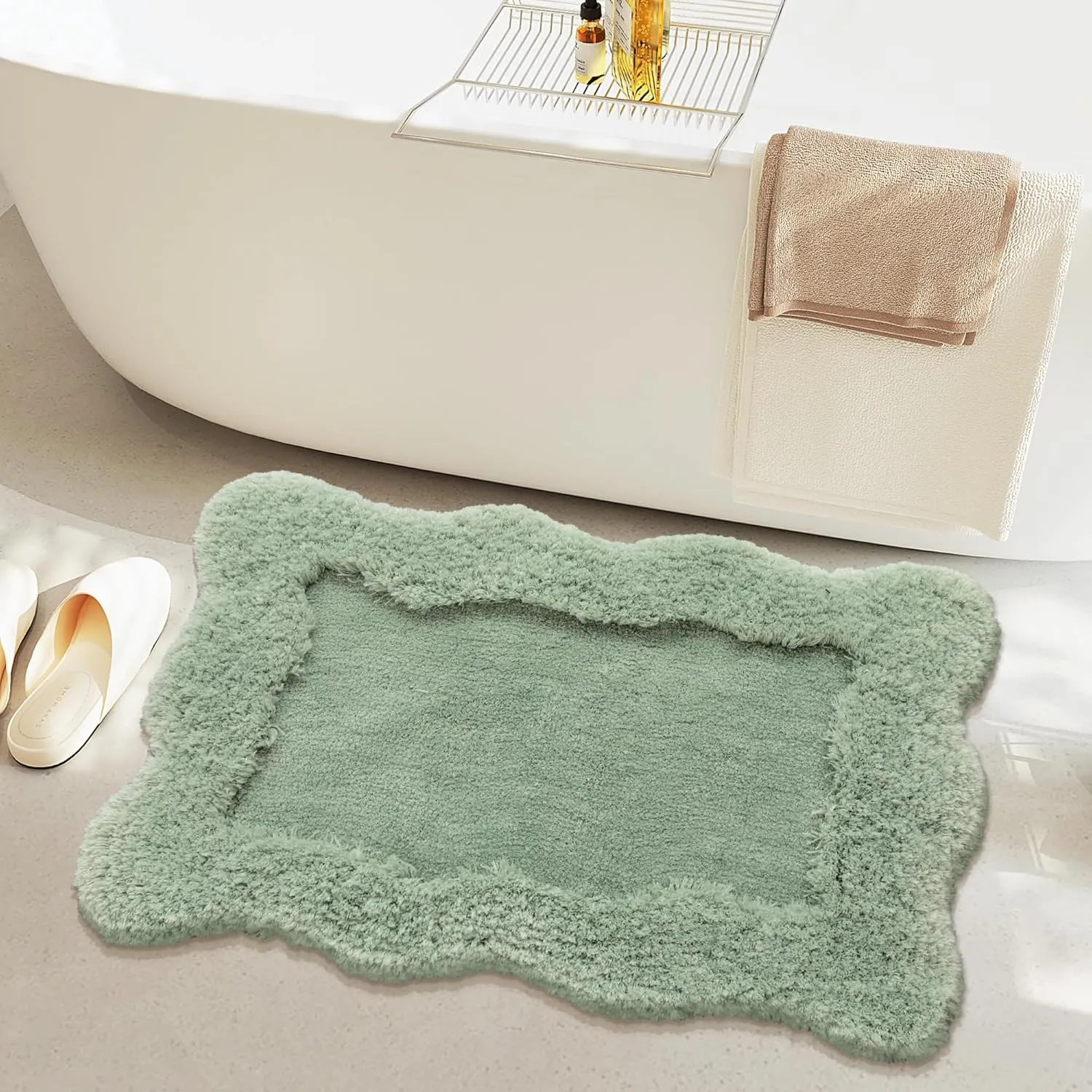 Sage Green Tufted Bathroom Rugs, Cute Small Scalloped Bath Mat,Non-Slip Shaggy Soft Washable Absorbent Bath Rug for Shower Bedroom Kitchen Door Mat Decor,19.6’’X31.4’’