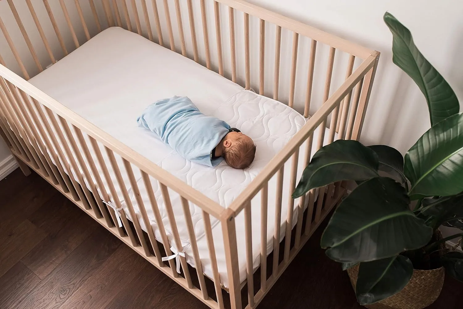 SheetWorld Crib Bib Sheet Saver - 13x27 Inches, Soft Cotton Material, 4 Secure Corner Ties - Essential Baby Bedding for Easy Clean-Up and Comfort - Proudly Made in The USA