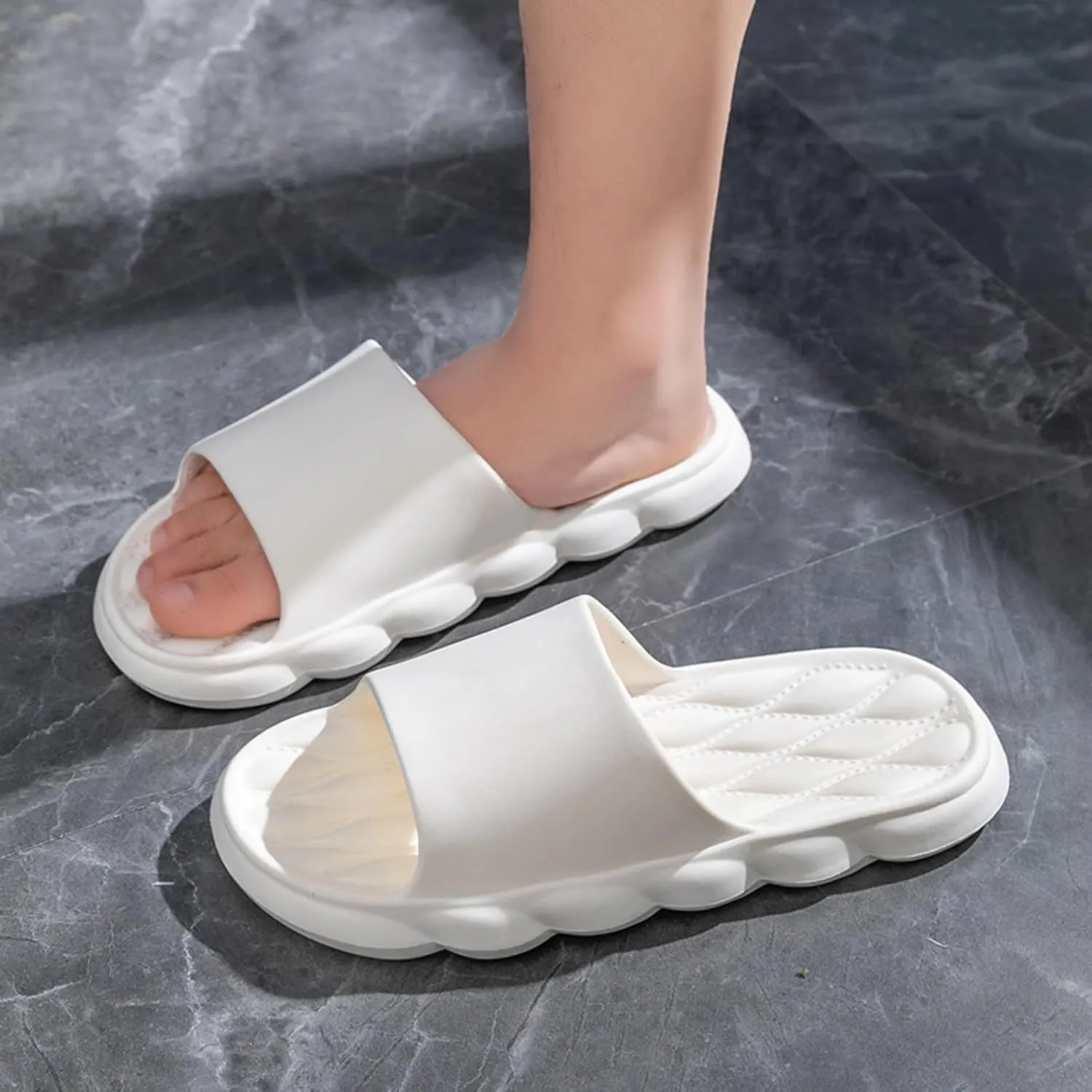 Shower Slippers for Women Men Indoor Cloud Slides Sandals Bathroom Shower Slippers Comfort Lightweight Soft Open Toe Slippers Summer Outdoor Shoes Beach Sandals Shoes Non Slip Cool Slippers