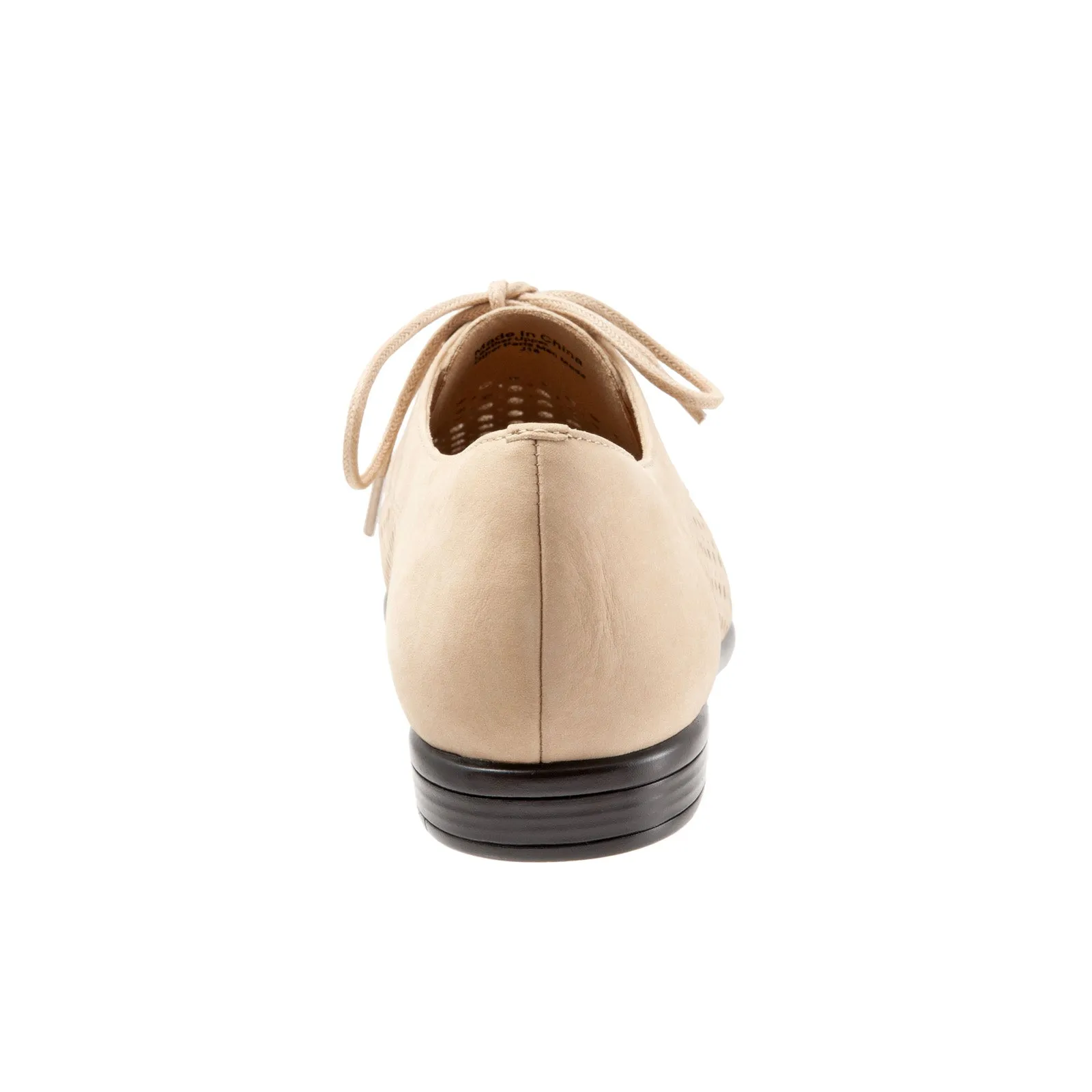 Trotters Lizzie Perf T1910-277 Womens Beige Narrow Loafer Flats Shoes