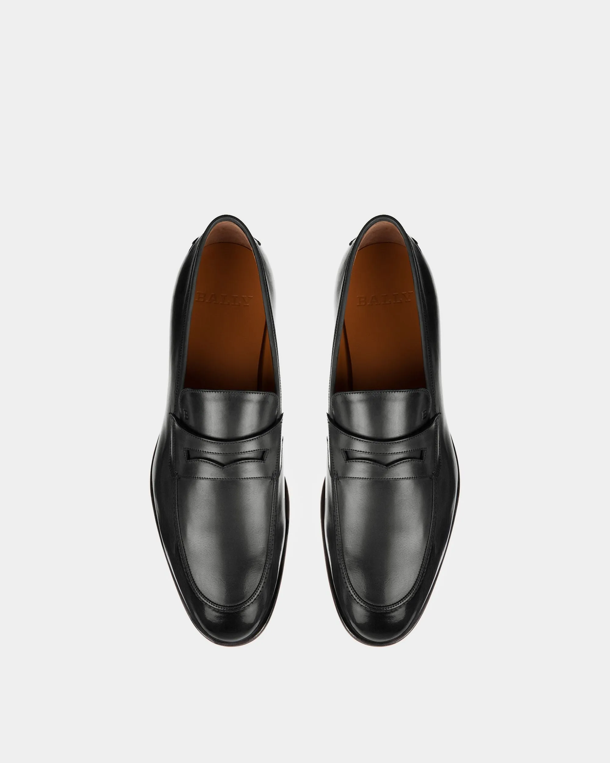 Webb Men's Calf Leather Penny Loafer In Black