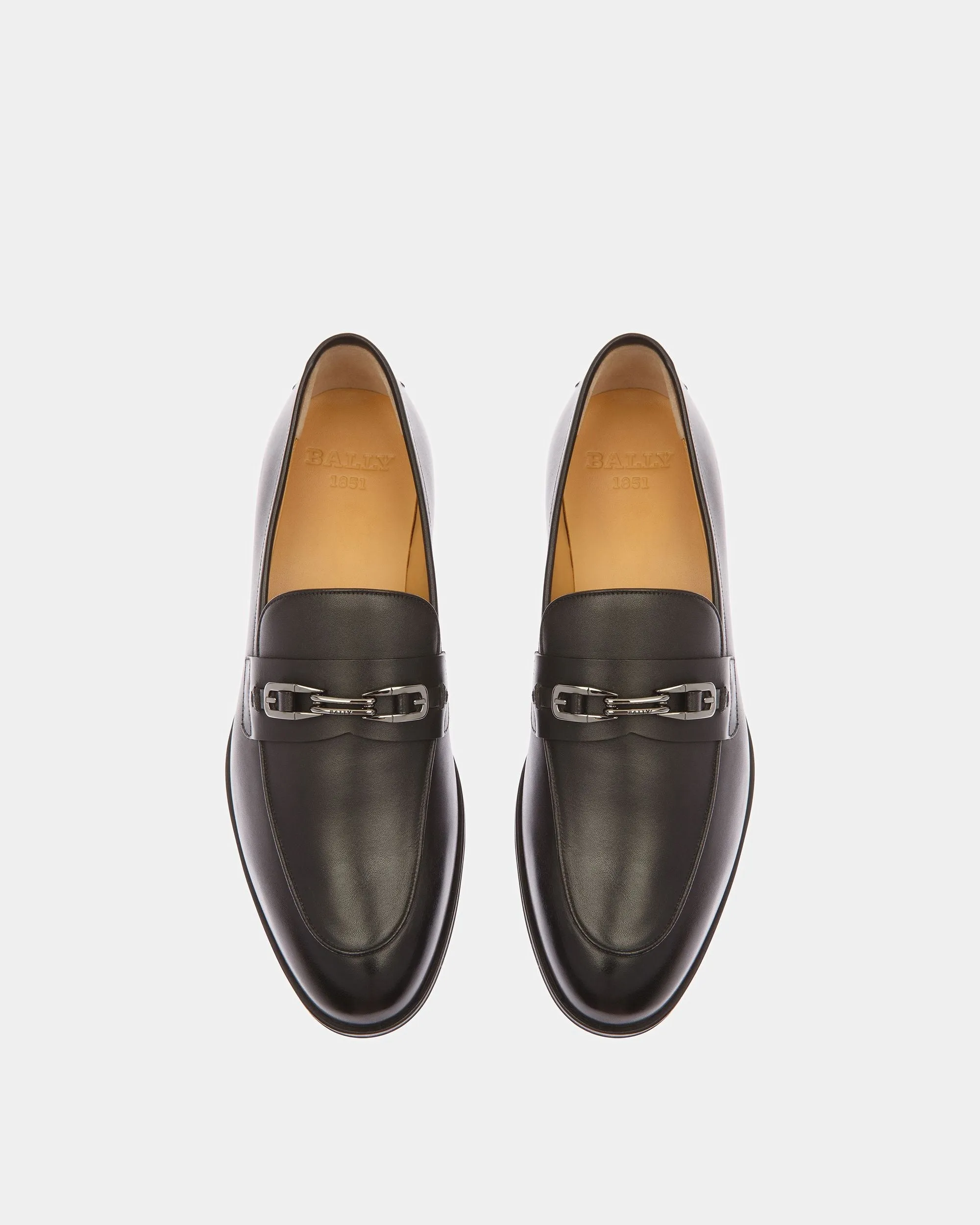 Westro Leather Loafers In Black