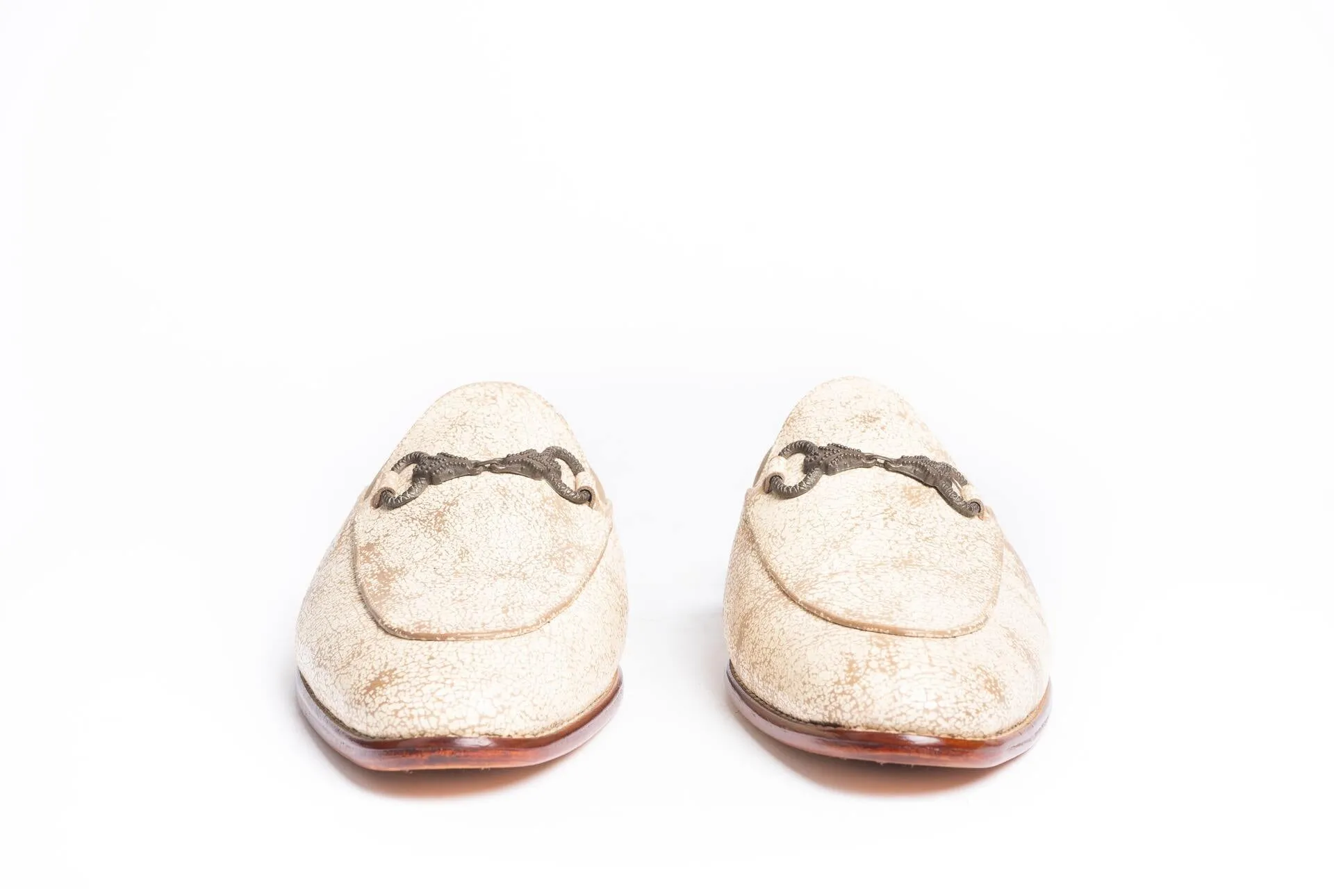 WHITE DISTRESSED MULES