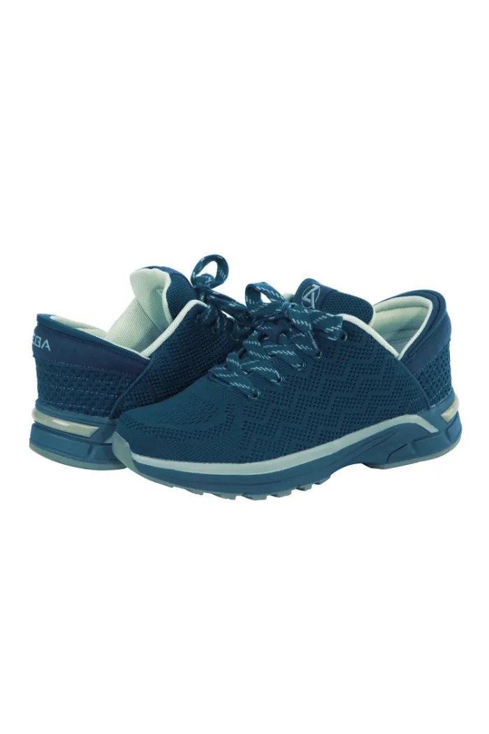 ZEBA Women's Slip On Sneaker